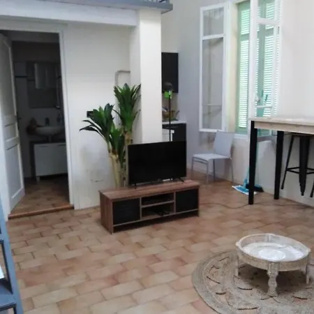 アパート Charmant Appartement Au Centre De Cannes. *